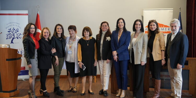 Canped’in desteği ile ‘İyi Yaşlanma Paneli’ düzenlendi