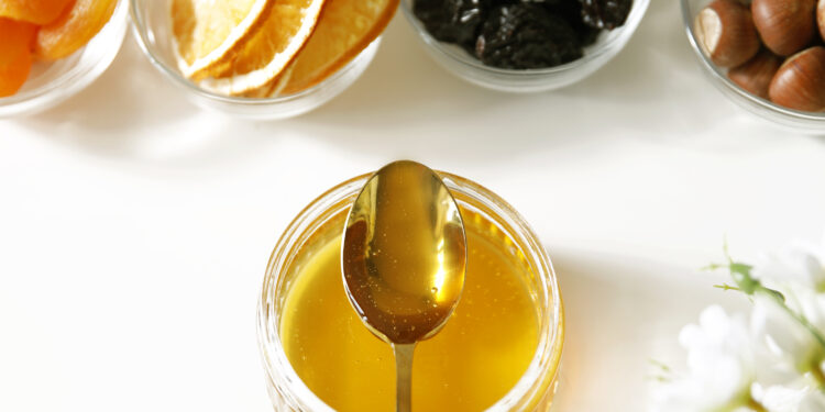 Doğal enerji kaynağı “doğal balı” sofralarınızdan eksik etmeyin!