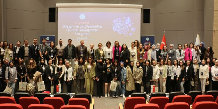 1. Ulusal Beslenme ve Diyetetikte Güncel Yaklaşımlar Kongresi gerçekleşti