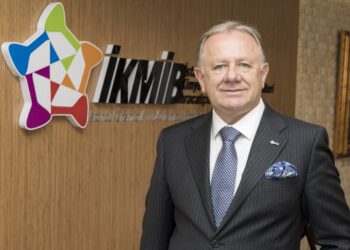 KİMYA SEKTÖRÜ İHRACATINI YÜZDE 24 ARTIRDI