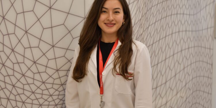 Güneş lekeleriyle baş etmenin yolları: Doğal ve profesyonel çözüm rehberi