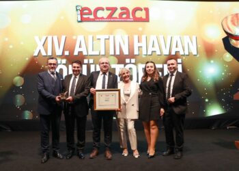 Polifarma’nın Ar-Ge Başarısına Altın Havan Ödülü