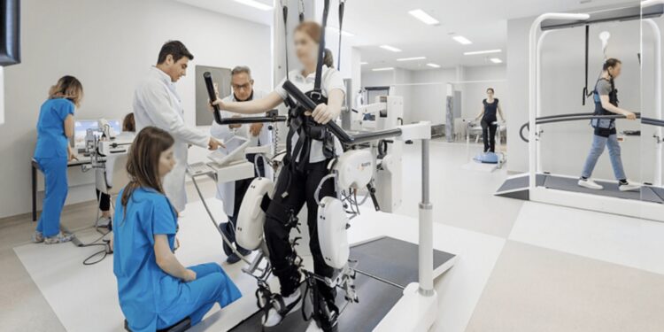 Beyin yeniden öğreniyor, hastalar yürüyor!