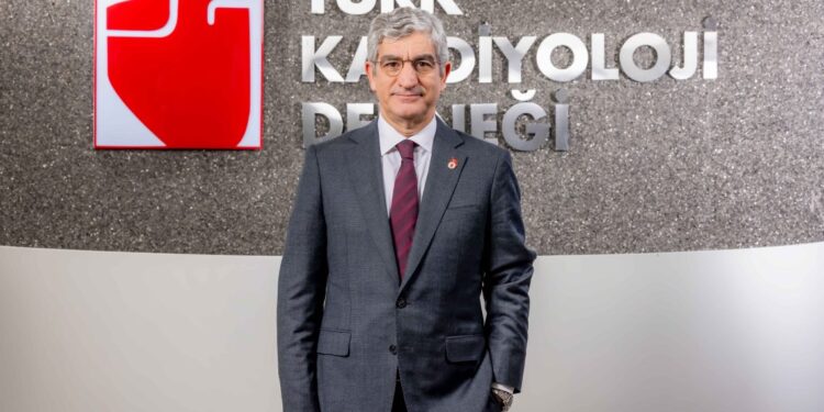 Girişimsel kardiyolojide yenilikçi yaklaşımlar İstanbul’da buluştu!