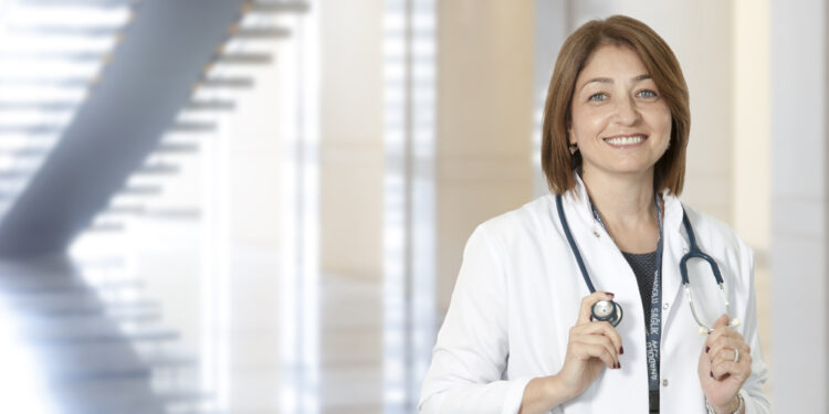 Anne sütünüzü artırmanın yolu doğru destek ve bilinçli bakımdan geçiyor